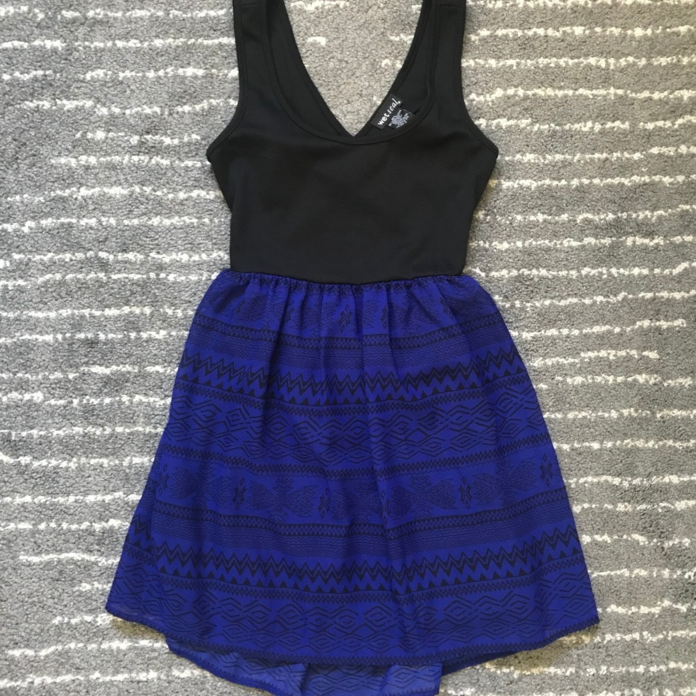 Wet Seal crossback fluttery dress w/ aztec print
